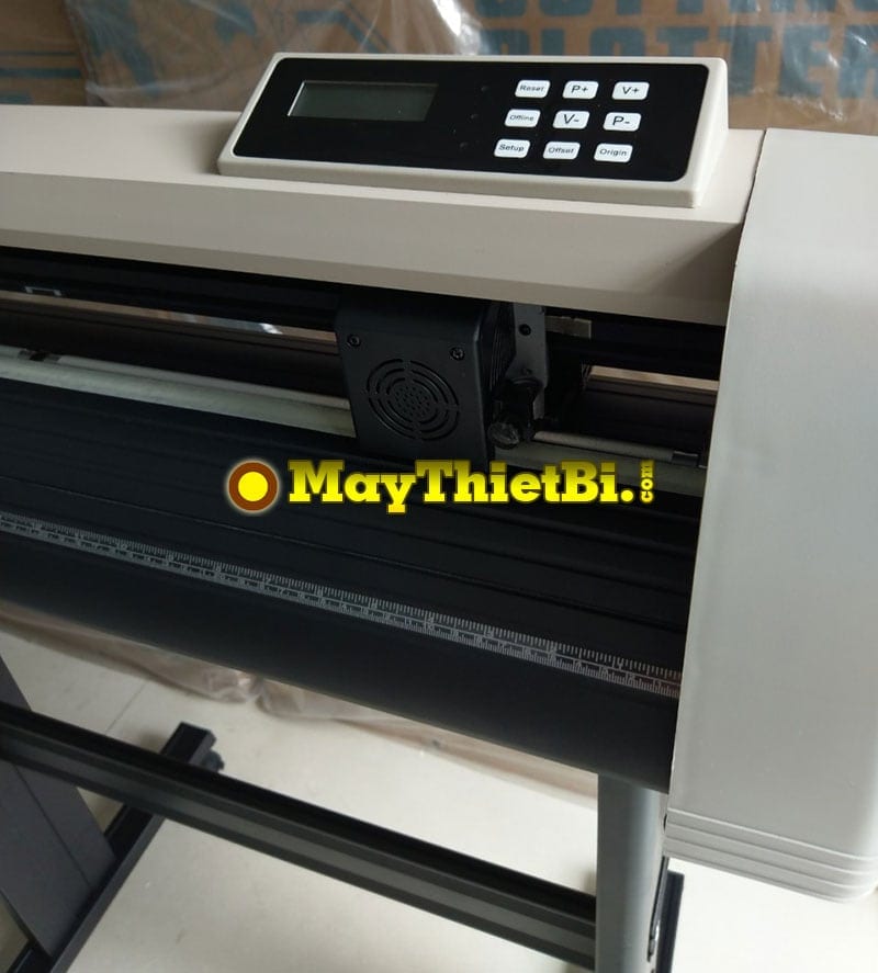 Màn hình, bàn phím, đầu dao máy cắt GS-720