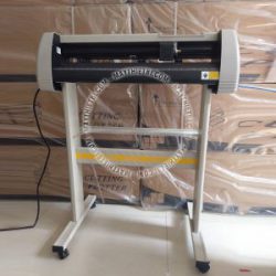 Máy cắt decal Refine AH-720 cắt trực tiếp từ Corel giá rẻ, cắt chữ nhỏ đẹp