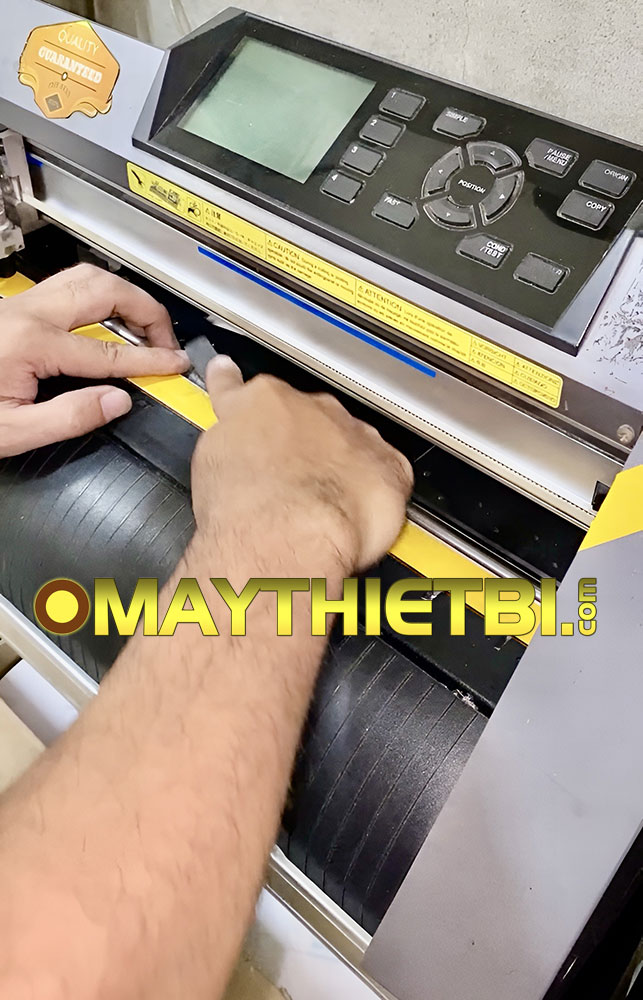 Sửa máy cắt chữ đề can Graphtec CE6000-60 Plus