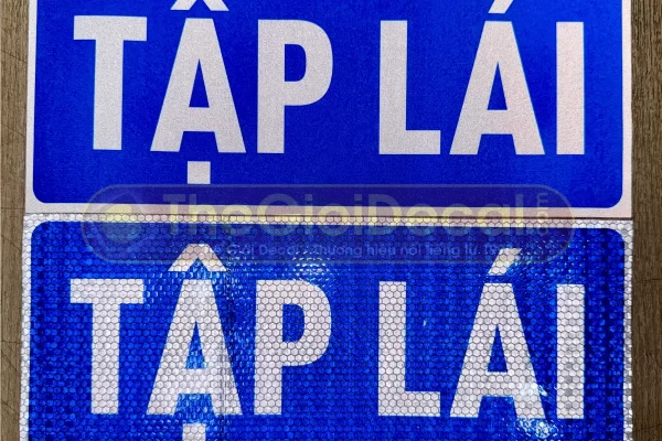 So sánh độ sáng Bảng Tập Lái Phản Quảng Decal 3M 610 và Tổ Ong TQ